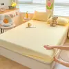 Funda de colchón de terciopelo de leche, funda de colchón de felpa de invierno, protector de colchón para dormitorio de estudiante, juego de sábanas engrosado, nuevo modelo 2026