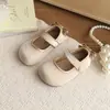 Sapatos femininos de camurça com laço estilo coreano 2026 primavera e outono novos sapatos de couro com sola macia antiderrapante moda versátil sapatos de princesa