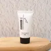 Set de Champú y Gel de Ducha Desechable para Hotel en Tubo 20ml Cuidado de Té Blanco Artículos de Tocador para Hotel y Casa de Huéspedes