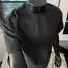 Camiseta masculina de verão fina de seda gelada com toque fresco, manga curta, respirável, secagem rápida, retalhos de malha branca, design de ombro normal para esportes