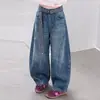 Jeans de Primavera y Otoño para Niñas 2026 Nuevos Casuales Estilo Coreano para Niñas Tallas Medianas y Grandes Jeans de Pierna Curva con Parches de Pintura en Spray