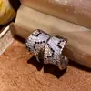 Brincos Europeus e Americanos Estilo Levemente Luxuoso Estampa de Leopardo com Zircônia em Formato de C, Brincos Minimalistas Retrô com um Toque de Luxo de Nicho para Mulheres