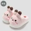 Bonitas pantuflas de algodón con forma de conejo para mujer, adecuadas para usar en interiores y exteriores en invierno, con suelas gruesas, forro cálido y acolchado de felpa. Disponible al por mayor