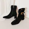 Botines finos de gamuza con hebilla para mujer, botines cortos elásticos, botines de tacón medio grueso, nuevos de otoño, punta redonda, cremallera lateral, botines cortos de moda para mujer