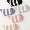 Calcetines de Algodón para Mujer hasta la Mitad de la Pantorrilla con Rayas de Letras, Calcetines Deportivos Antideslizantes y con Agarre para Yoga al Aire Libre de Moda
