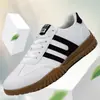 Novos Sapatos Masculinos para Comércio Exterior no Atacado, Sapatos Brancos Casuais, Sapatos Versáteis Estilo Coreano, Sapatos Casuais Esportivos Leves com Solado Macio para Homens