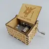 Suministro transfronterizo caja de música de madera de manivela caja de música tallada vintage Qianhe Qianxun Ciudad del Cielo