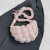 Bolso bandolera plisado liso de estilo occidental fresco para mujer 2023 otoño e invierno Nuevo bolso dumpling simple para niñas