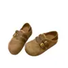 Novedad de otoño hebilla de cinturón de doble uso sandalias casuales de suela blanda estilo coreano 2026 sandalias de punta cerrada para mujer con plataforma para aumentar la altura estilo Birkenstock