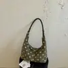 Bolsa de ombro retrô e moderna transfronteiriça, fashion e descontraída, bolsa de axila de grande capacidade, casual e versátil, adequada para o trajeto diário