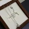 Colar com Pingente Estéreo de Saturno Cravejado com Zircônia para Meninas Doces Acessórios de Brincos com Corrente Longa para Clavícula de Luxo Acessível de Nicho para Mulheres