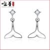 Aretes de tuerca de espuma de sirena roja hermosa en vivo en línea diseño para mujer aretes de temperamento simple aretes creativos personalizados Mori