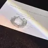 Anillo Abierto de Flor Retro Lujo de Alta Gama Ajustable Versátil para Viajar al Trabajo Diseño de Nicho Temperamento Anillo para Dedo Cotidiano