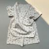 Traje de verão coreano de manga curta para bebês meninos e meninas novo respirável multicolor versátil moda infantil outer tower