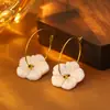 Brincos de Flor Europeus e Americanos em Aço Inoxidável 316 Banho Transfronteiriço Ouro 18K à Prova d'Água Acessórios de Brinco de Pedra Natural para Mulheres Sensação de Alto Padrão