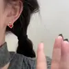 Populares Aretes Rojos de Amor de Año Nuevo Aretes de Aguja de Plata Accesorios para Orejas Pequeños Dulces Exquisitos para Mujer Moda Versátil Venta al por Mayor