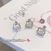 Pendientes de Tornillo Hueco Estéreo Gato KT de Circonita Flash Pendientes de Acero de Titanio Gato Super Brillantes de Lujo Ligero para Mujer