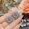 Hermosos pendientes de camelia con gema rosa brillante, diseño chapado en oro de 18 quilates, pendientes de circonita con lazo ligero y fijo de lujo