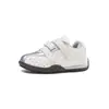 Zapatos infantiles Forrest Gump de suela blanda, nueva colección otoño 2026: zapatillas de entrenamiento alemanas de moda para niñas, y zapatillas de correr de moda con bloques de color para niños