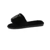 Marca de Lujo Ligero de Moda 2026 Pantuflas Peludas para Mujer, Uso en Exteriores, Pantuflas de Algodón, Pantuflas Peludas Cálidas para el Hogar, Talla Grande, Planas Brillantes