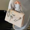 Bolso Vintage con Patrón de Avestruz Bolso Kelly para Mujer 2026 Nuevo Moda Transfronteriza Bolso de Hombro Versátil Bolso Cruzado de Nicho