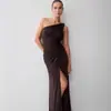 Moda de Verano Europea y Americana Nuevo Estilo Elegante y con Estilo para Mujer Cuello Diagonal Plisado Abertura Color Sólido Vestido Largo Ropa Transfronteriza