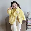 Abrigo Suéter de Peluche para Niñas Otoño Invierno 2026 Nuevo Estilo Moda Elegante Infantil Cálido Forrado de Piel Ropa de Invierno Top
