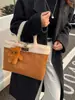 Moda de Invierno Bolso de Gran Capacidad para Debajo del Brazo para Mujer 2025 Nuevo Bolso Tote de Gamuza Bolso de Hombro Versátil de Felpa