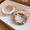 Pulsera Redonda de Resina Turquesa con Perlas y Diamantes, Lujo Ligero y Sensación de Alta Gama, Joyería de Mano Elegante Estilo Vacacional para Mujeres