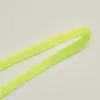 Correa plana de cuadrícula cuadrada de 1 cm de colores en stock, correa de hombro de felpa antideslizante de un solo lado, banda elástica de poliéster cepillado para ropa interior