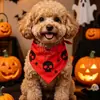 2026 Nuevo Toalla de Saliva para Mascotas Transfronteriza Calavera de Halloween Telaraña Bufanda para Perros Fabricante en Stock