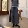 Falda midi gruesa de color gris oscuro con estampado floral para mujer, nueva colección otoño 2026, con cintura elástica, diseñada para estilizar la figura y crear un efecto adelgazante