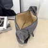 Verão 2026 Nova Bolsa de Veludo Cotelê Moda Feminina Simples Bolsa de Ombro Versátil Bolsa Tote de Grande Capacidade Atacado