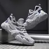 Zapatos casuales para hombre, nuevo modelo otoño 2026, cómodos y transpirables tipo calcetín para ir al trabajo al aire libre, zapatos versátiles de tendencia nicho
