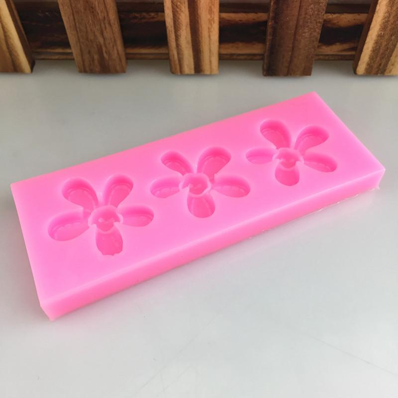 3579 (3)