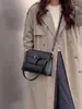 Bolsa de ombro de alta qualidade e estilosa, nova coleção 2026, bolsa transversal versátil, item de nicho e popular para o mercado internacional, bolsa de ombro quadrada pequena para mulheres