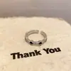 Anillo Abierto de Lujo Ligero Retro para Mujer, Color Plateado con Circonia Microincrustada, Anillo para Dedo Índice, Estilo Minimalista Único, Anillo de Diseño de Nicho