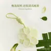 Las láminas de cera perfumadas de gardenia proporcionan una fragancia duradera para armarios, ofreciendo un aroma de hogar de alta gama para el armario del dormitorio, con un aroma fresco y natural.