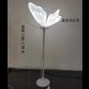 Adereços de Casamento Asas de Borboleta Luminosas Pingente Decoração de Teto Lustre de Casamento Enfeites de Caminho para Casamento Lindo Chen Macio Vestido