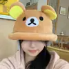 Versión Coreana de Ins Dibujo Animado Lindo Rilakkuma Sombrero de Peluche para Niñas, Dulce y Versátil, Oso Marrón Pequeño que Muestra la Cara Sombrero de Pescador