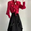 Camisa de Diseño Original Estilo Palacio con Acabado de Alta Gama, Camisa Roja para Hombres y Mujeres, Top Francés de Manga Larga para Usar en Capas o Solo