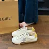 Sapatos casuais esportivos, sapatos desgastados com estampa de estrela, tênis de treino alemães, tênis, sapatos retrô femininos com plataforma, blocos de cor, couro sintético, estilo coreano, preto