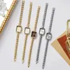 NAIDU Lujo Ligero Dial Cuadrado Incrustado de Diamantes Cadena Hueso de Serpiente Reloj de Cuarzo para Mujer Retro Dorado Reloj Cuadrado Pequeño Mano de Alta Gama