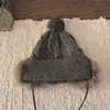 Gorro de tricô de inverno, estilo feminino, design coreano, fofo e felpudo, com abas para as orelhas, chapéu de tricô quente para mulheres