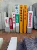 Estacas Marcadoras de Plástico de PVC y Acero Indican la Ubicación de Gas Licuado de Petróleo, Tuberías de Agua, Cables, Cables de Fibra Óptica y Estacas de Advertencia de Fibra de Vidrio