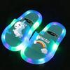 Moda de Celebridades de Internet Zapatillas Luminosas para Niños Zapatos de Cristal de Fresa Luces Brillantes Sandalias Brillantes para Niñas
