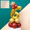 La ceremonia del primer cumpleaños se organiza con globos digitales de película de aluminio de 32 pulgadas para expresar la fiesta de cumpleaños y se solicitan globos decorativos en el camino de la boda.