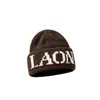 Gorro de punto con estampado de letras estilo coreano para mujer, perfecto para otoño e invierno, hace que la cara se vea más pequeña, cálido y elegante