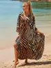 Camisa de Protección Solar para Playa Estilo Europeo y Americano Gris-Marrón Estampada Tejida al Frente Vestido para Vacaciones en la Costa Cubre Bikini