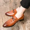 Novos Sapatos de Couro Coreanos Masculinos Bico Fino Tendência Casuais Masculinos Moda Padrão Crocodilo Slip-on Altura Interna Preto